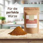 JKR Chakalaka Gewürzmischung neben frisch angerührter Gewürzportion mit Texthinweis zur perfekten afrikanischen Würze